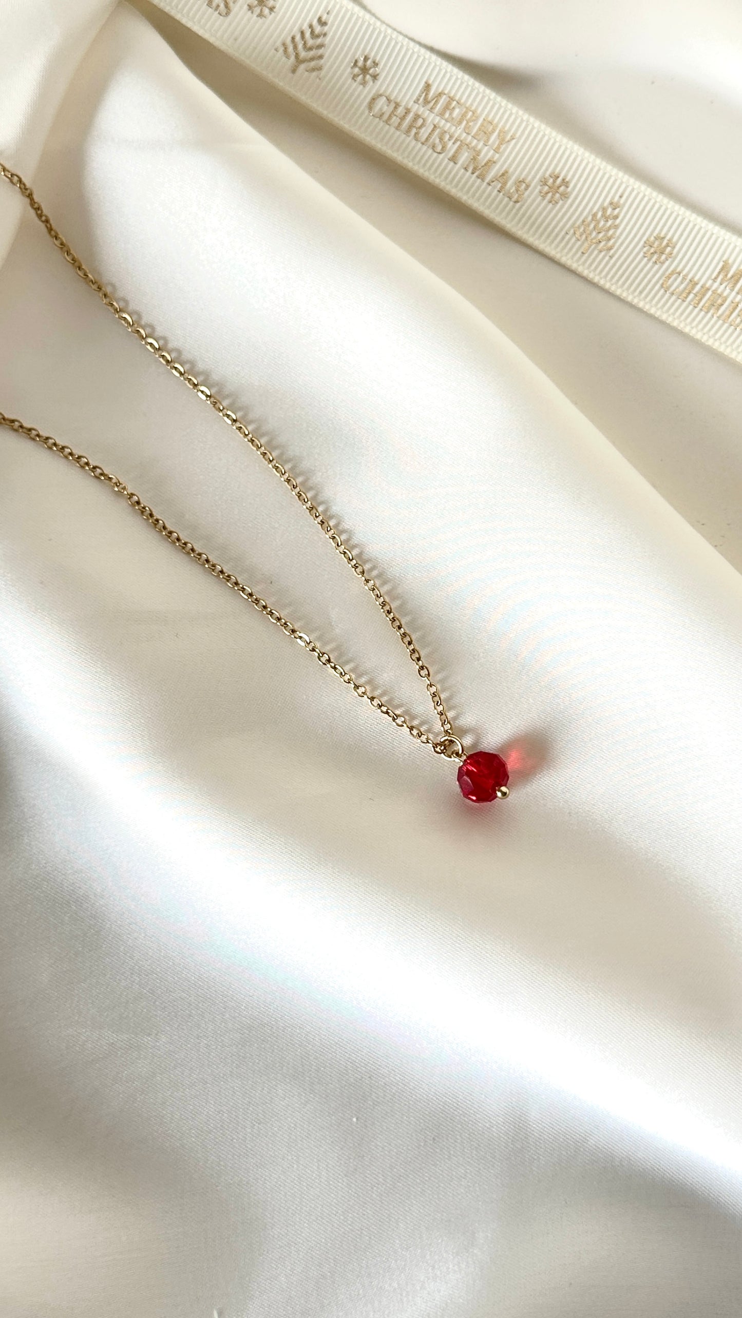 Lumo-kaulakoru, punainen