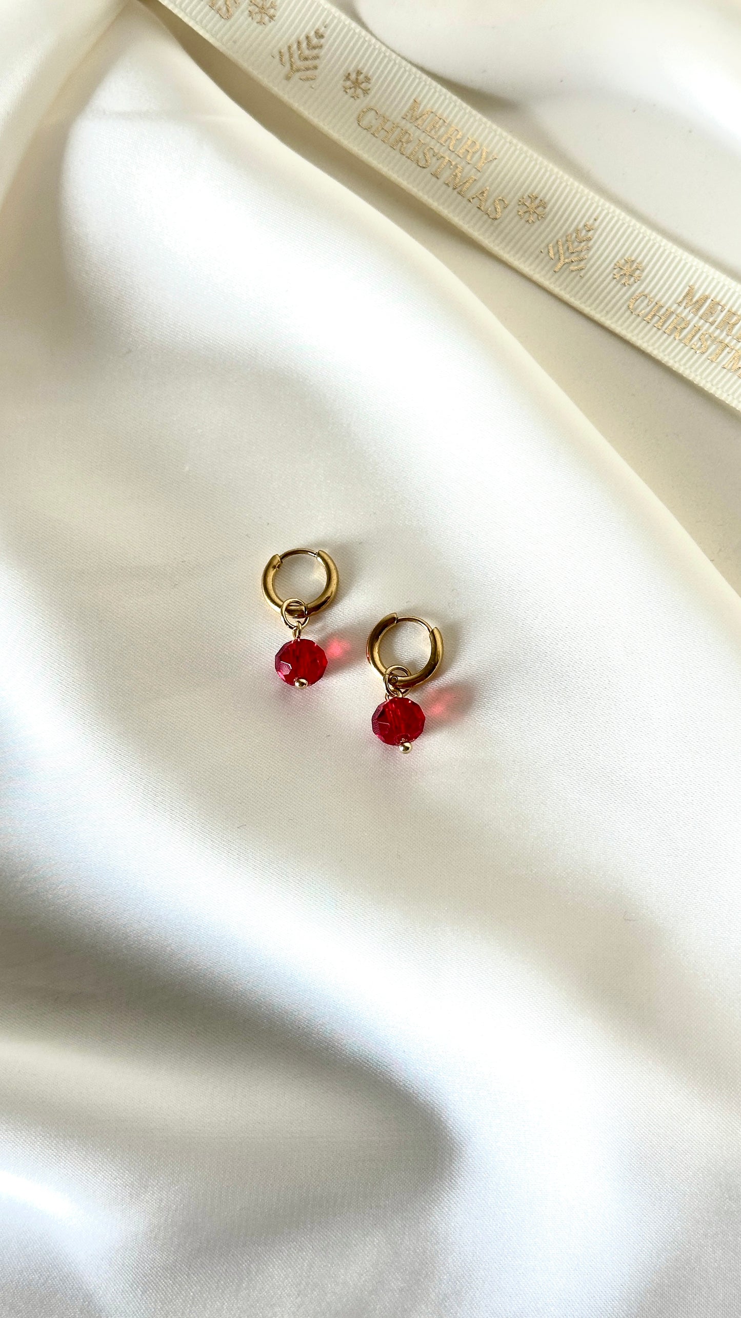 Lumo-korvakorut punainen