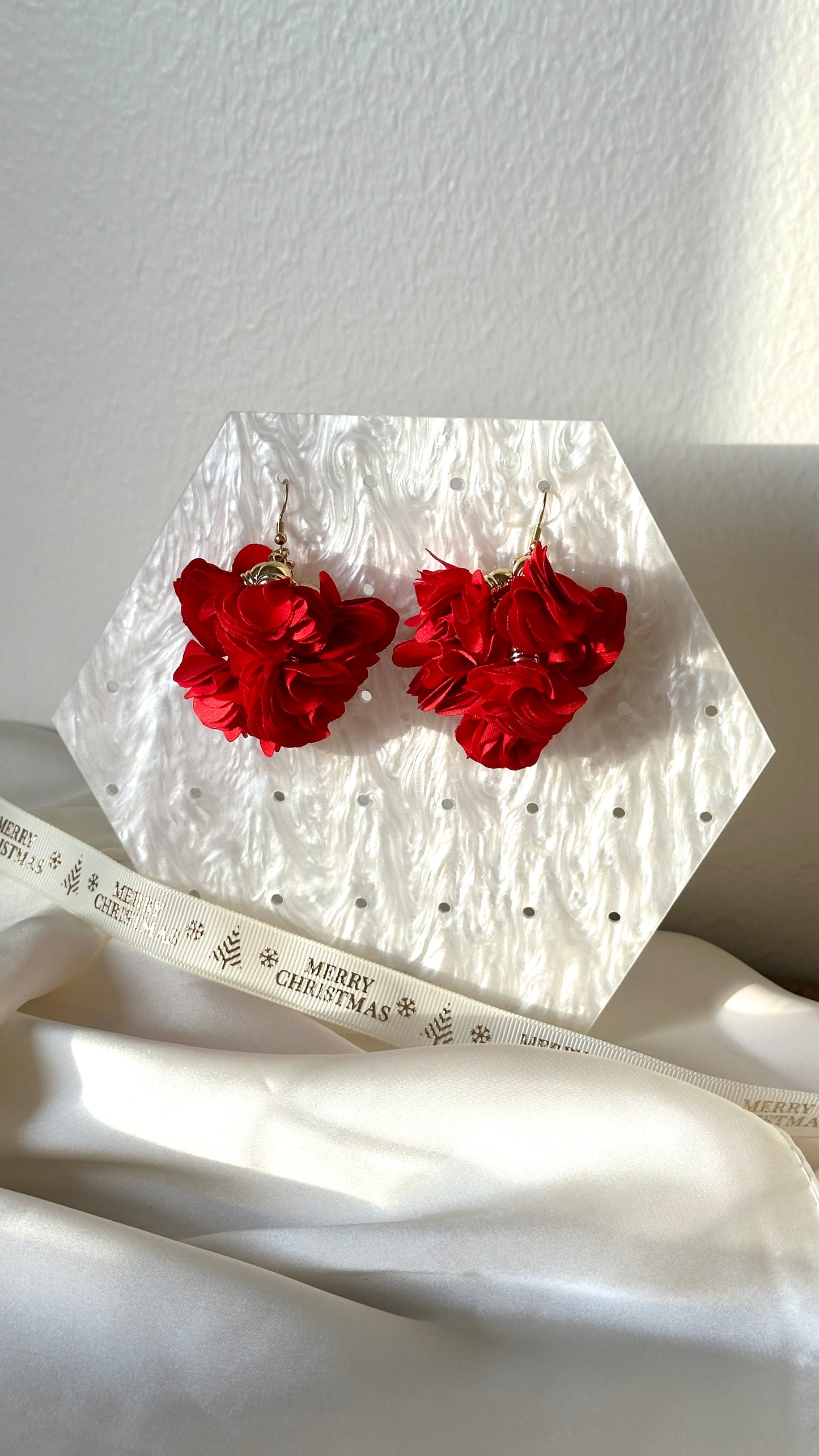 Noir – korvakorut punainen