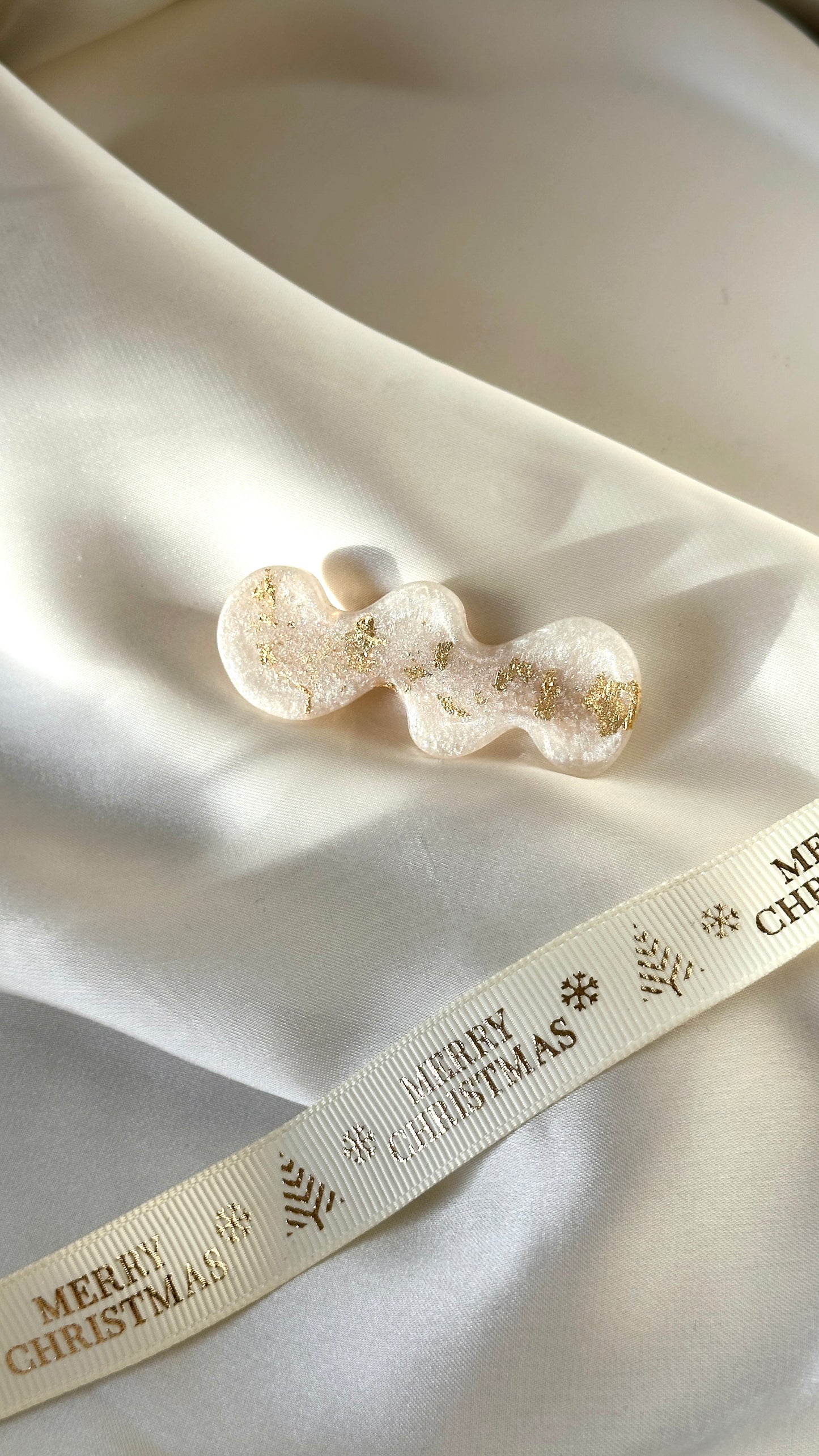 Pinni, silver white gold