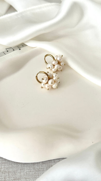 HELENA-korvakorut, valkoinen