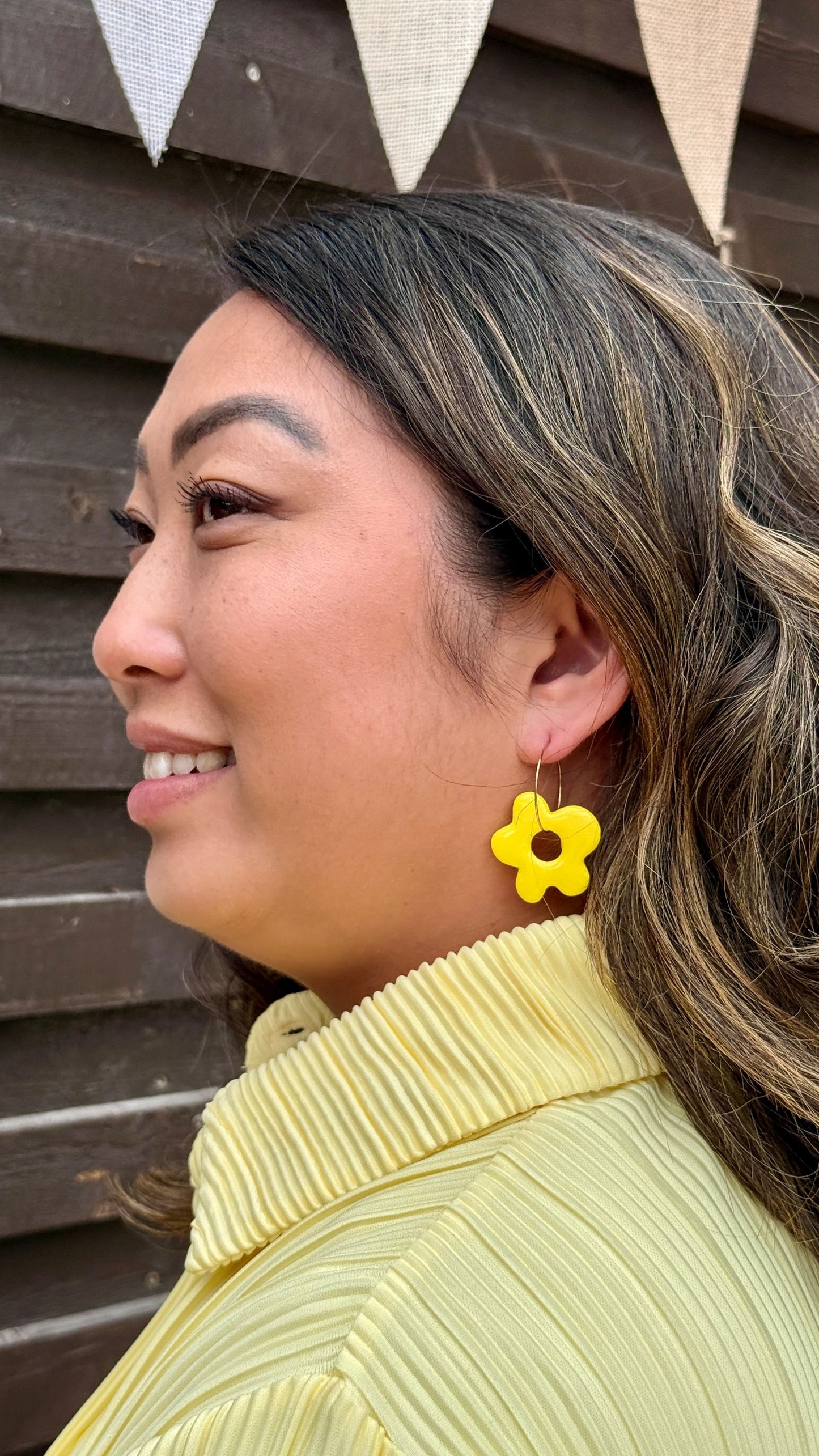 ROOSA-rengaskorvakorut, useita värejä