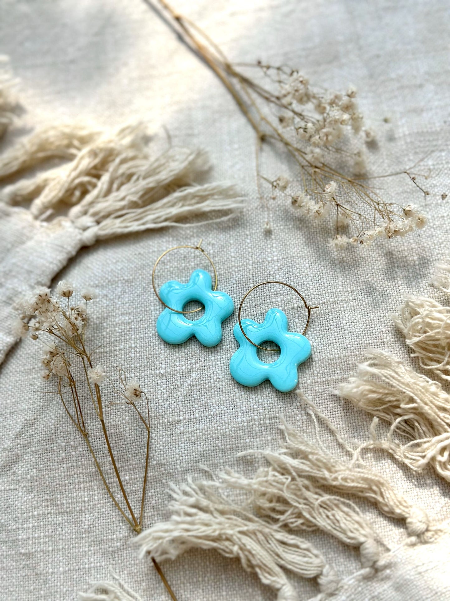 ROOSA-rengaskorvakorut, useita värejä